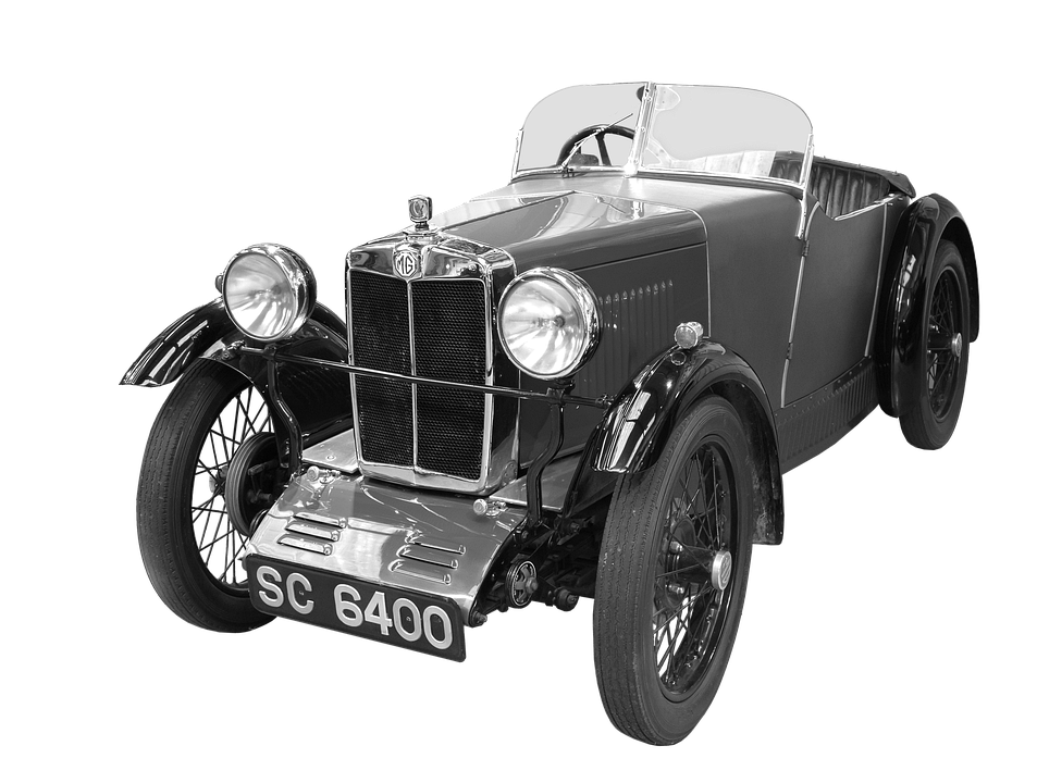 Những chiếc MG Roadster cổ điển MG T-Type rất phổ biến ở những năm 1930 – 1950 bởi ngoại hình uyển chuyển và gọn gàng.